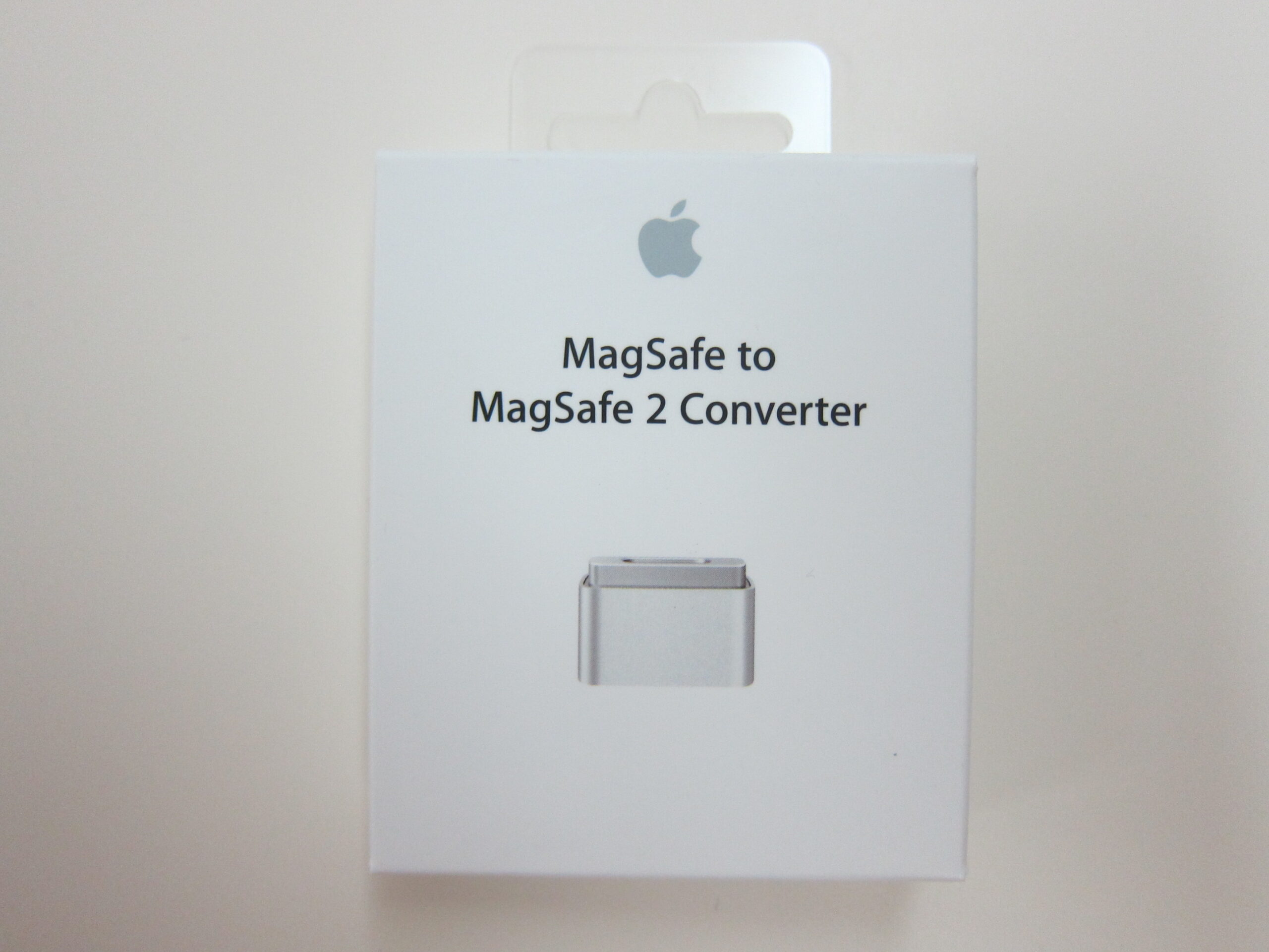 Apple Magsafe 1 to Magsafe 2 converter Power adapter - MD504LL/A - Image 2