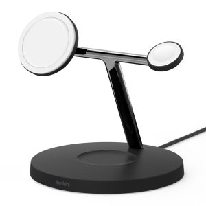 Belkin BOOST CHARGE PRO 3-in-1 15W Wireless Charger with 15W MagSafe for Apple Black